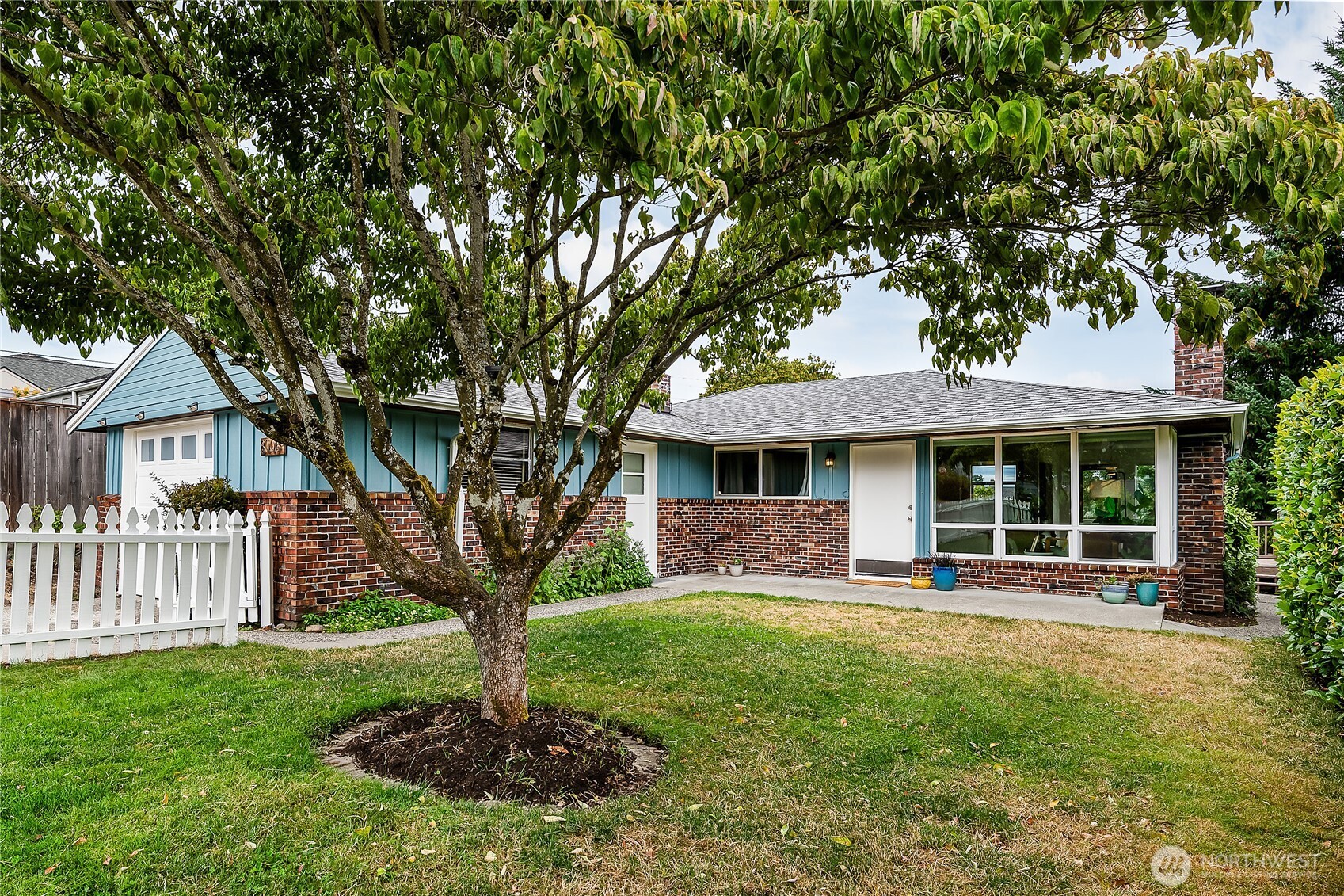 8008 South Lakeridge Dr