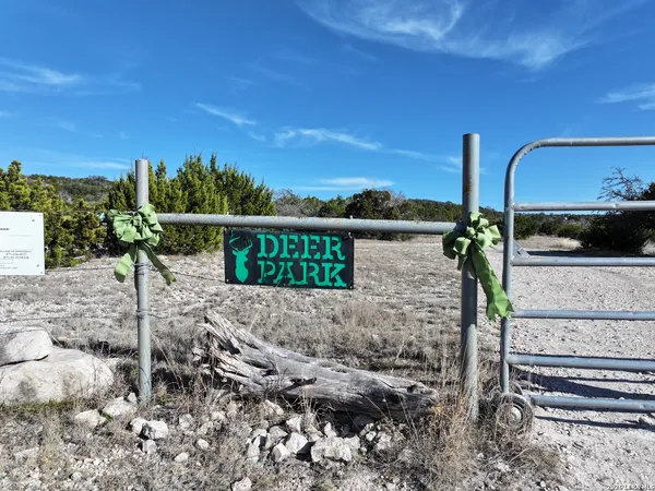 $185,000 | 1518 Sd 54500, Rocksprings, TX 78880