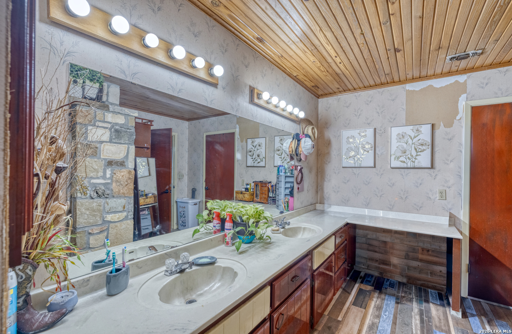 969 Walter White Ranch Road Leakey, TX 78873 - Photo 29 of 41