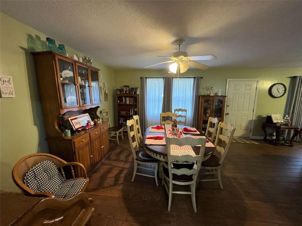 33 East Kenora Drive Southwest Rome, GA 30165 - Photo 9 of 30 a dining room with furniture and window