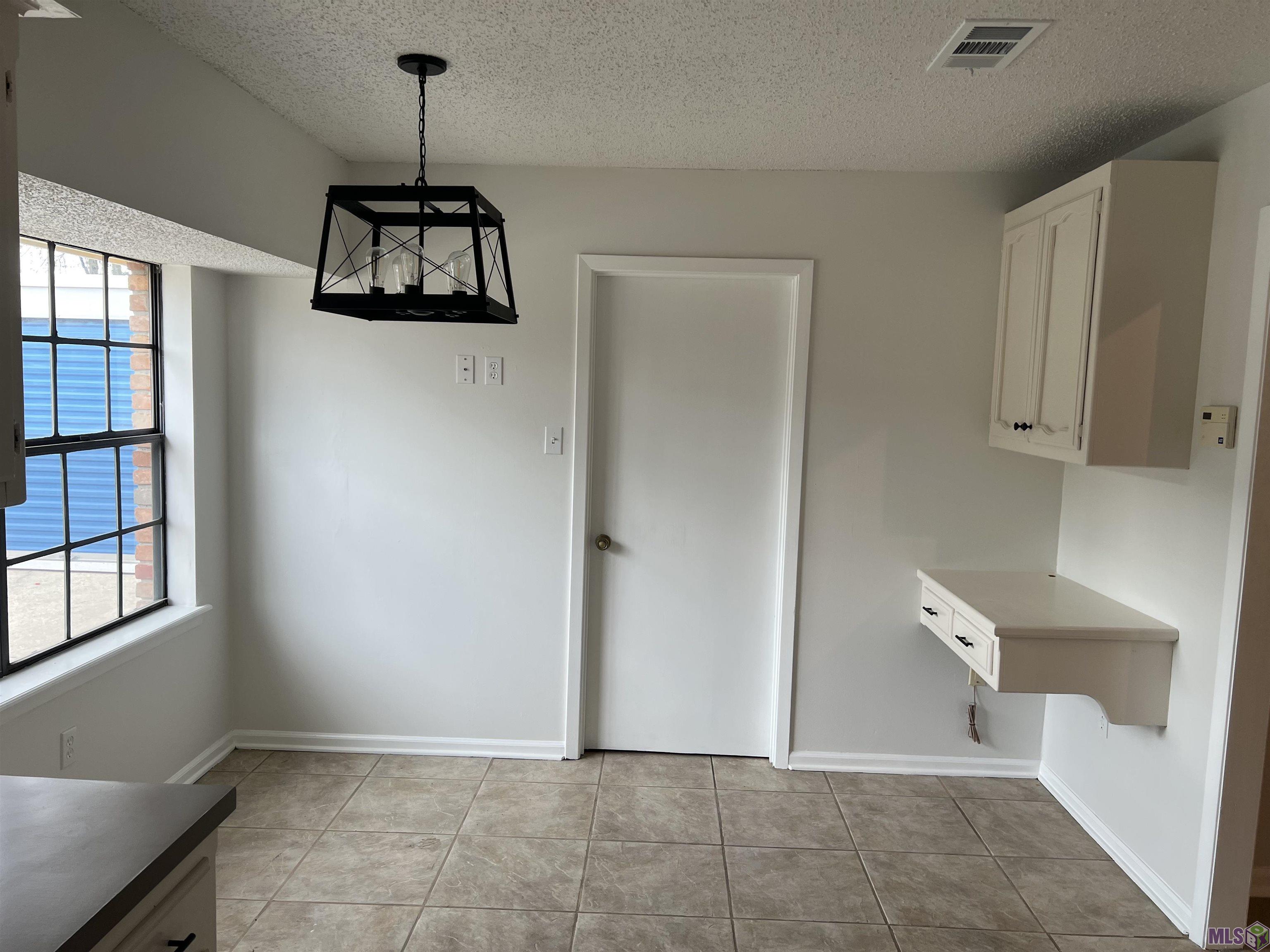 1342 Barkley Drive Baton Rouge, LA 70810 - Photo 3 of 27