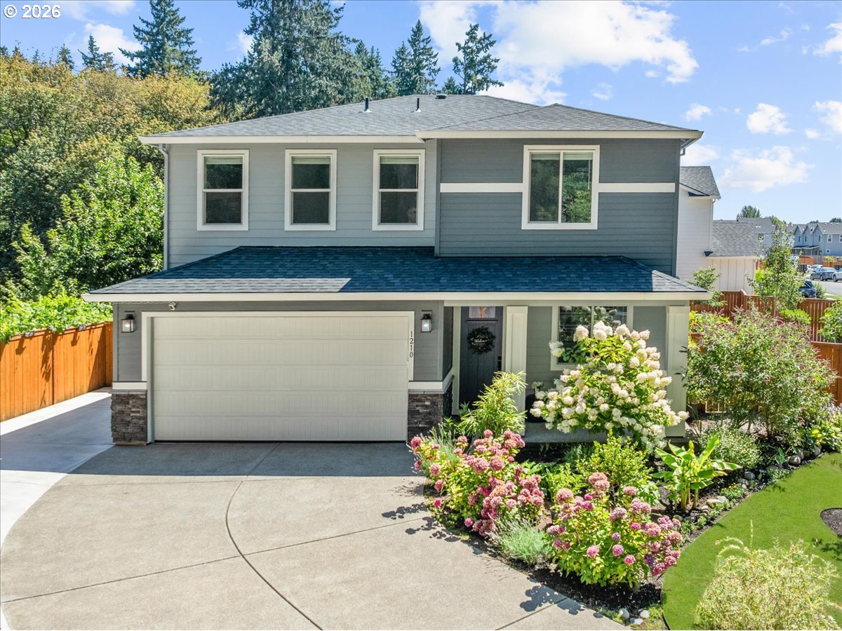 1210 North Sycamore Street Canby, OR 97013 - Photo 1 of 45
