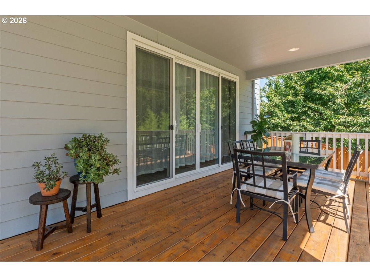 1210 North Sycamore Street Canby, OR 97013 - Photo 34 of 45