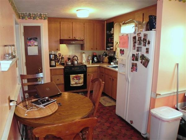 3 Taylor Point Road Pembroke, MA 02359 - Photo 3 of 20 Gallery Image 3