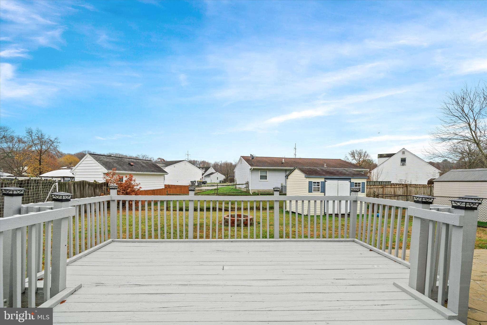 40 Shady Drive East Newark, DE 19713 - Photo 14 of 33 Back Deck