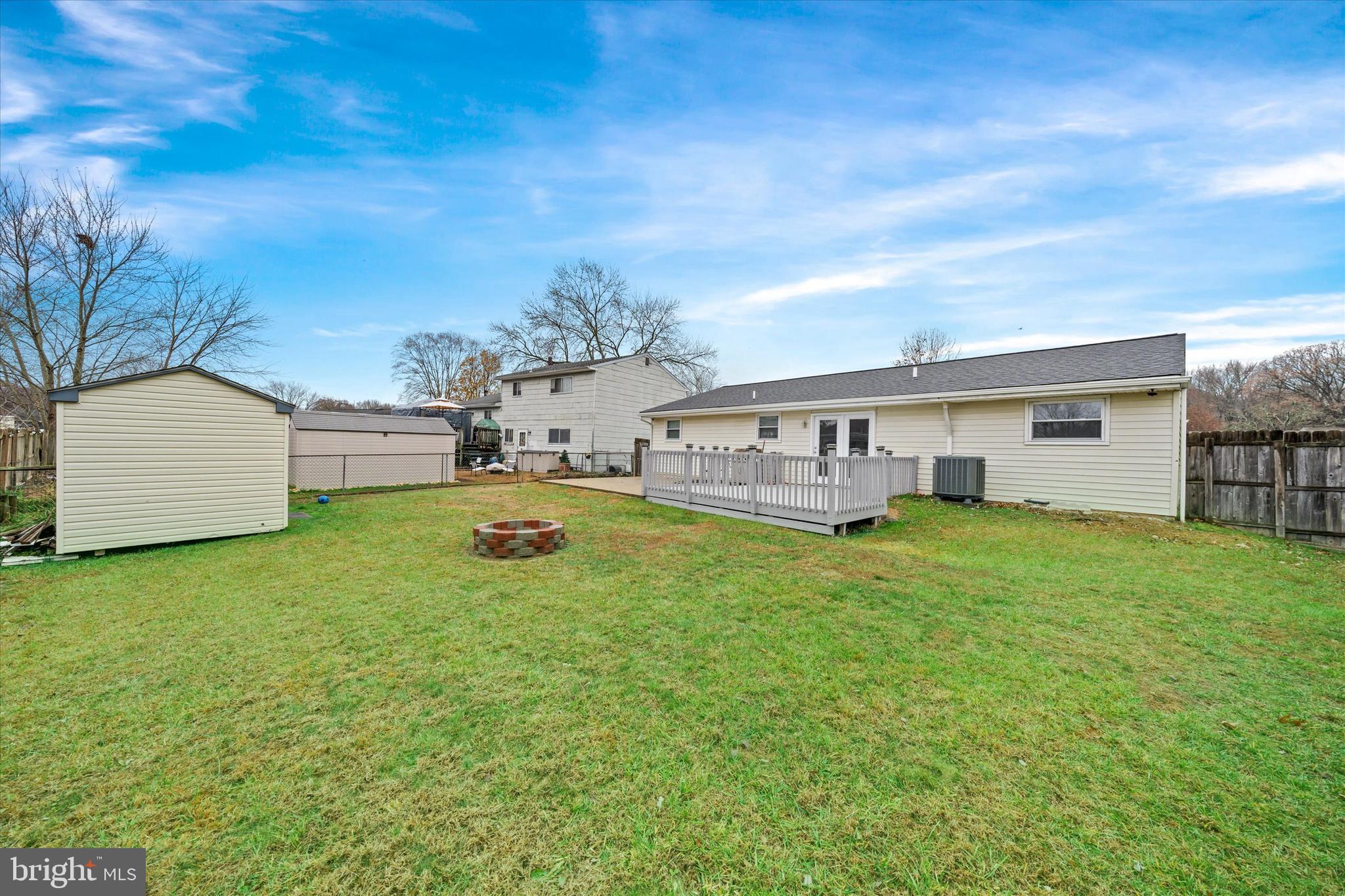 40 Shady Drive East Newark, DE 19713 - Photo 20 of 33 Rear yard