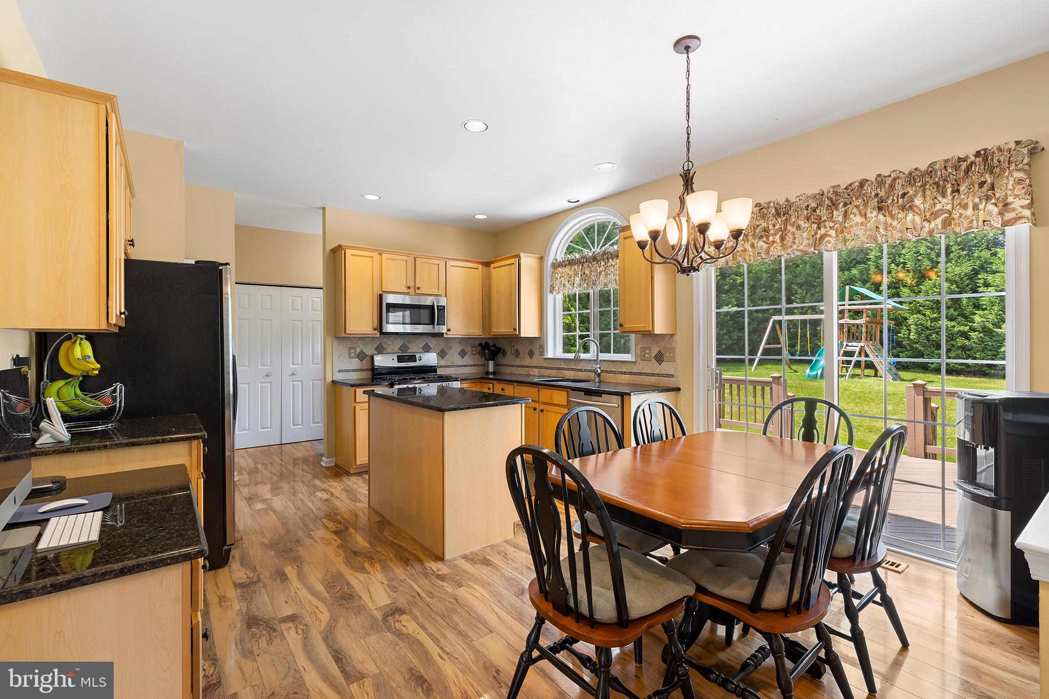 312 Wetherill Lane Phoenixville, PA 19460 - Photo 8 of 26 Eat-In Kitchen