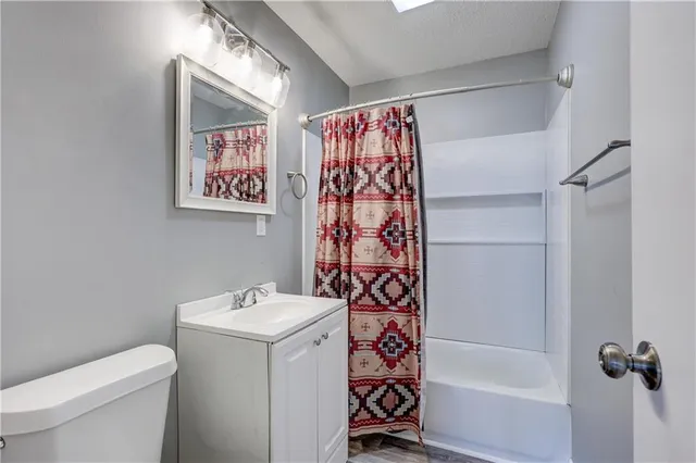 $179,900 | 702 West Kansas Street, Pittsburg, KS 66762