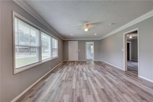 $179,900 | 702 West Kansas Street, Pittsburg, KS 66762