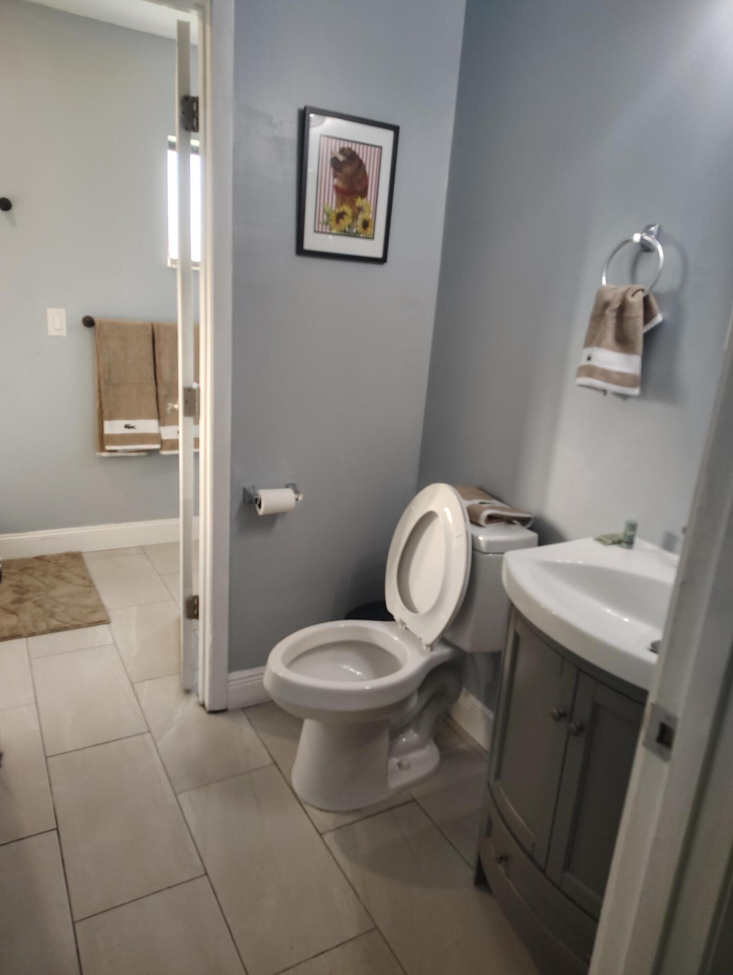 983 Emerald Road Southeast Palm Bay, FL 32909 - Photo 23 of 33 HALF BATH
