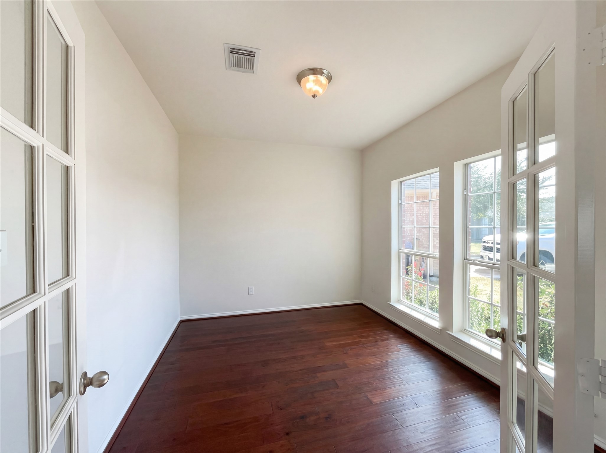 200 Rippling Creek Lane Alvin, TX 77511 - Photo 7 of 23