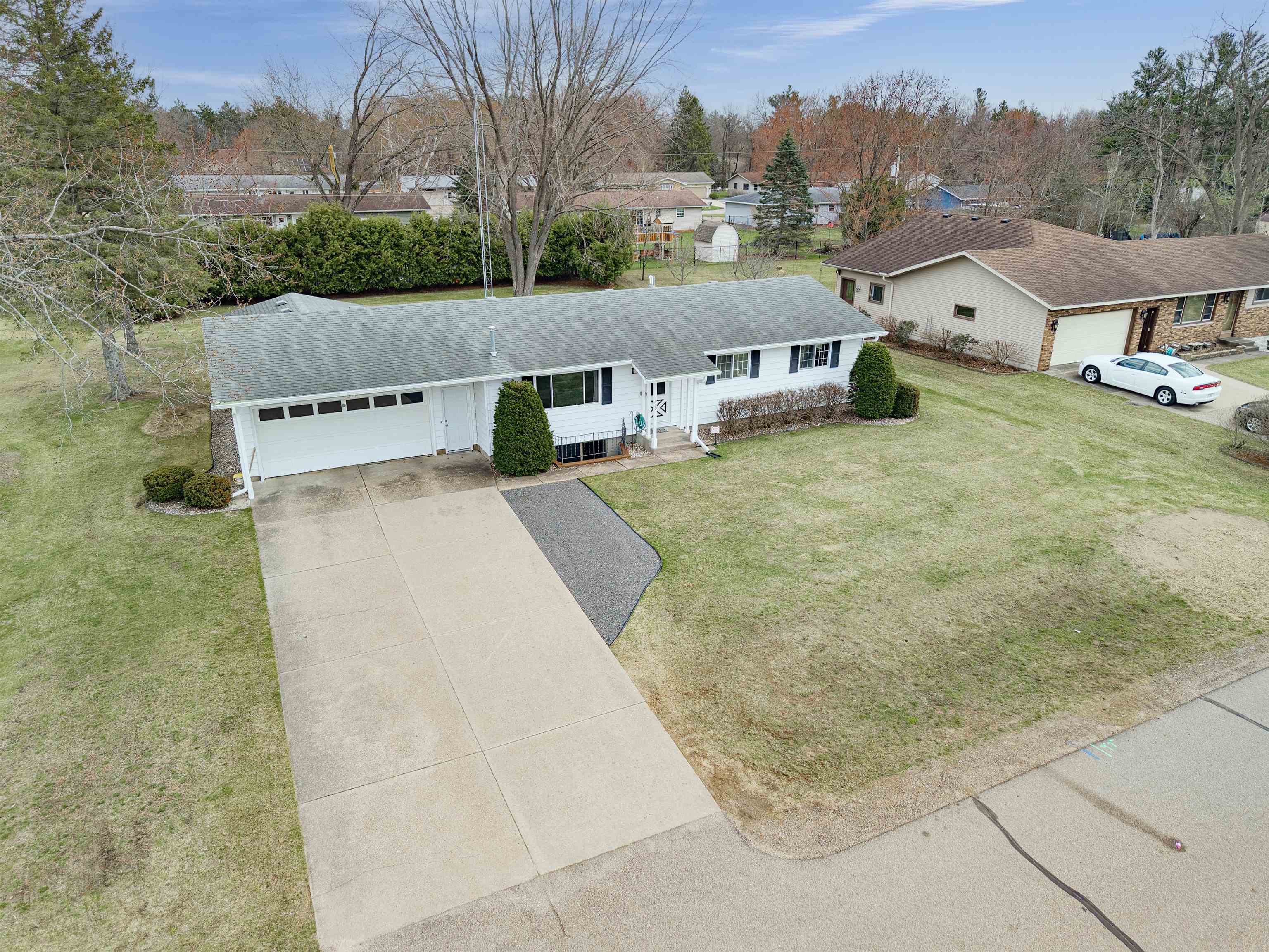 1900 Julie Lane Stevens Point, WI 54481 - Photo 35 of 47