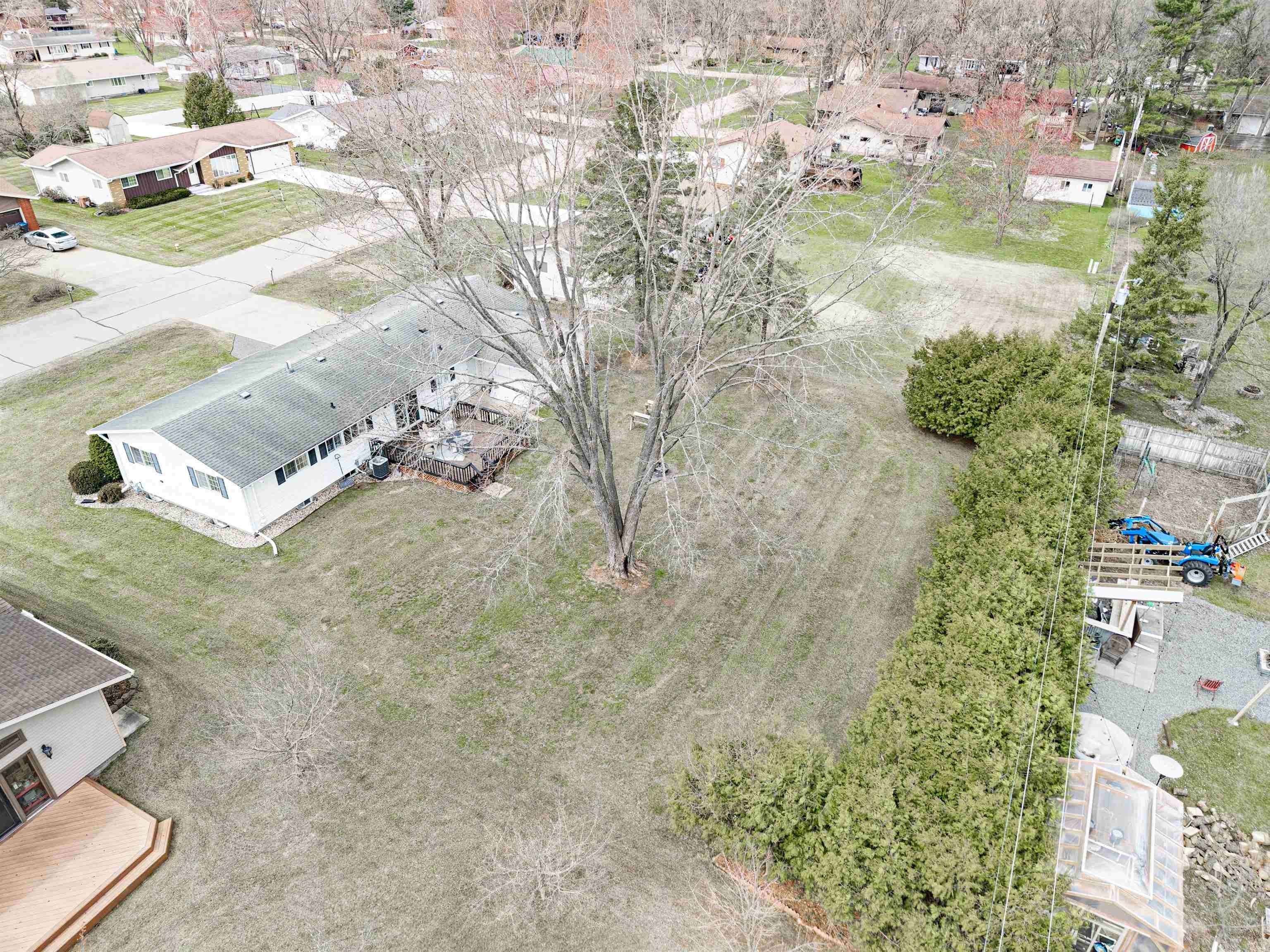 1900 Julie Lane Stevens Point, WI 54481 - Photo 38 of 47