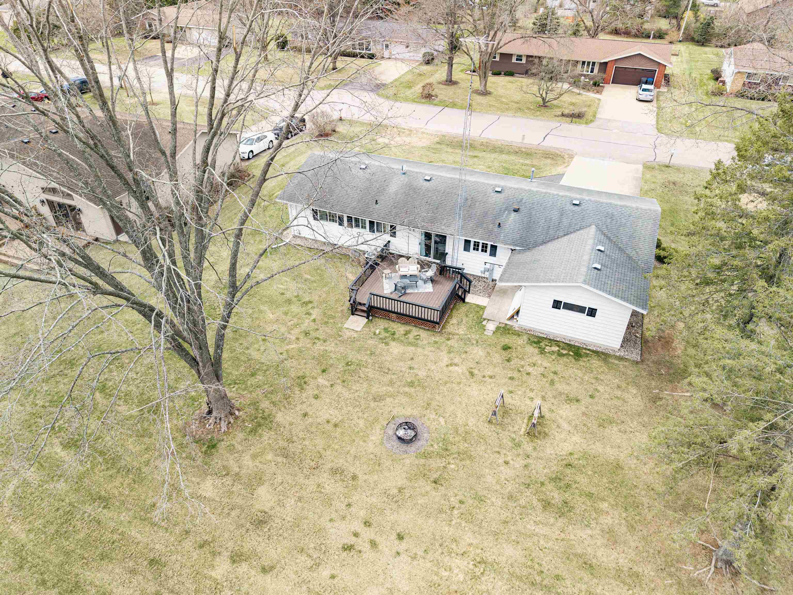 1900 Julie Lane Stevens Point, WI 54481 - Photo 41 of 47