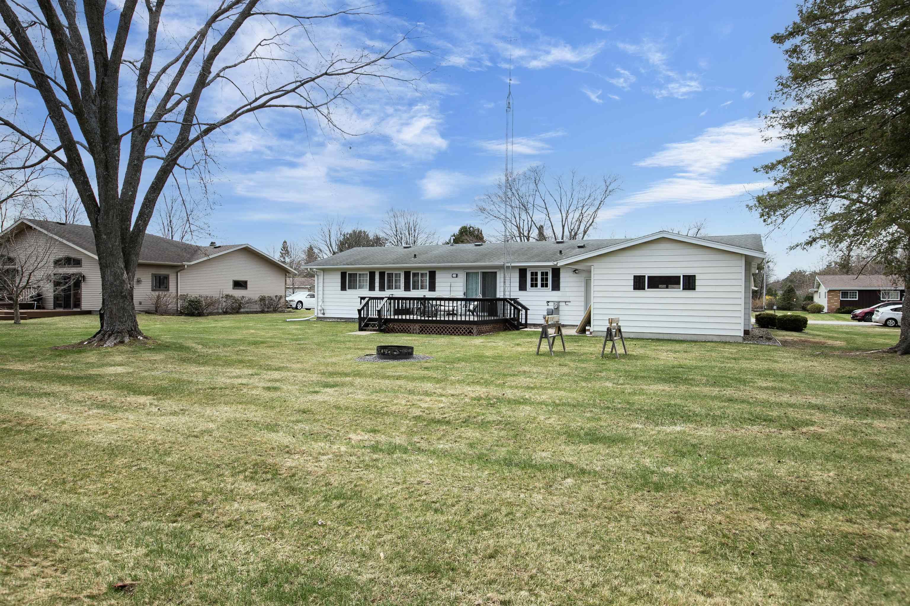 1900 Julie Lane Stevens Point, WI 54481 - Photo 6 of 47