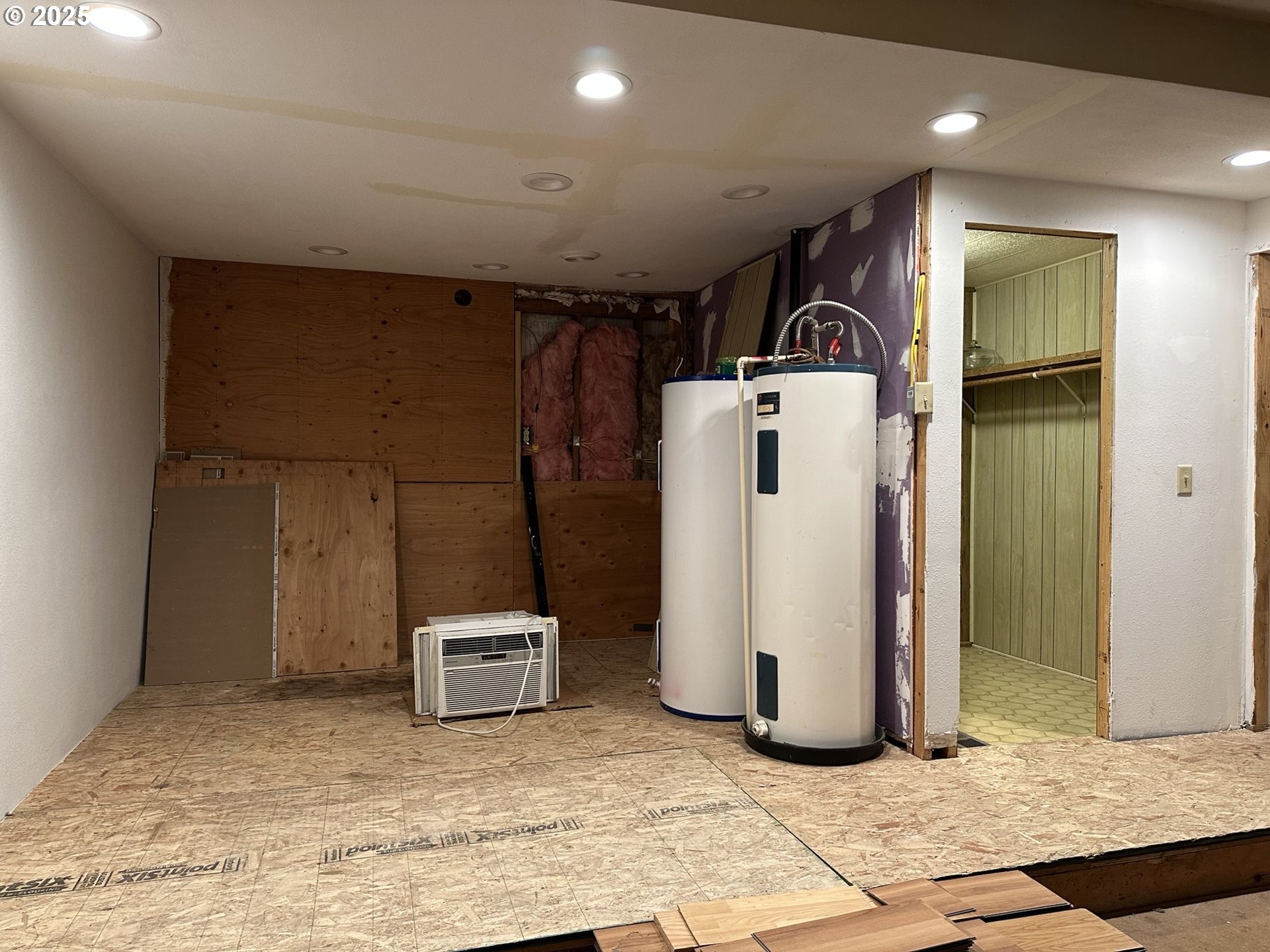 25656 Wildwood Road Veneta, OR 97487 - Photo 13 of 24