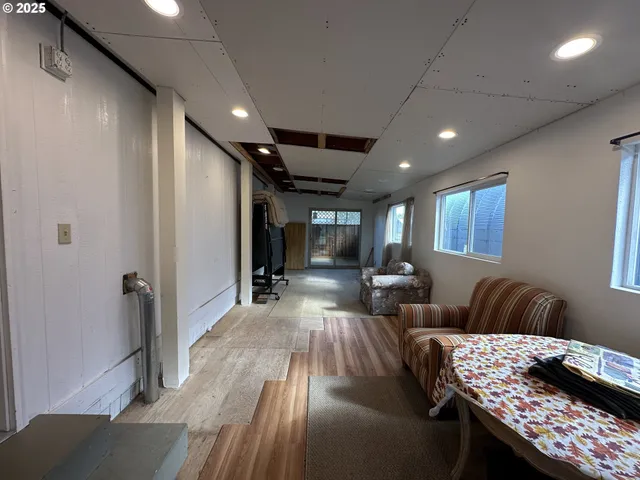 $299,000 | 25656 Wildwood Road, Veneta, OR 97487