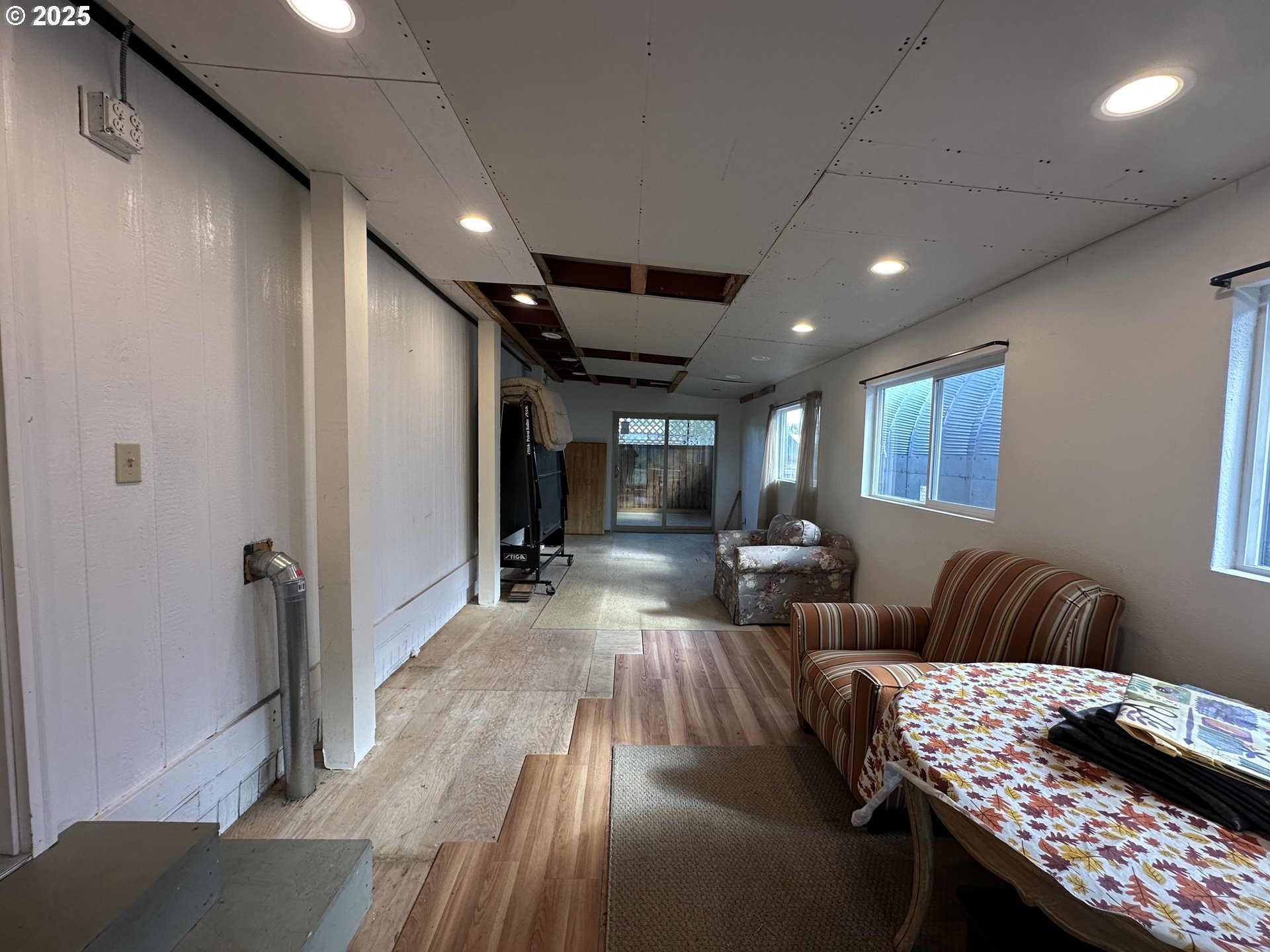 25656 Wildwood Road Veneta, OR 97487 - Photo 17 of 24