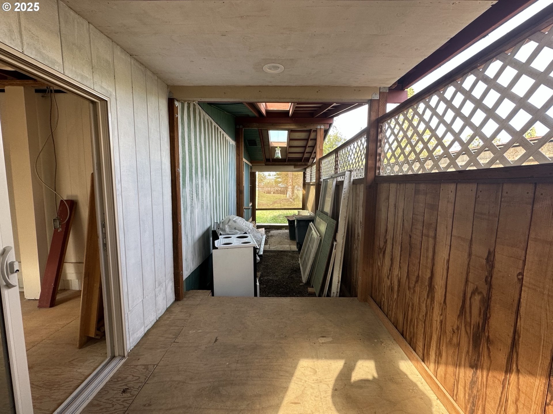 25656 Wildwood Road Veneta, OR 97487 - Photo 19 of 24