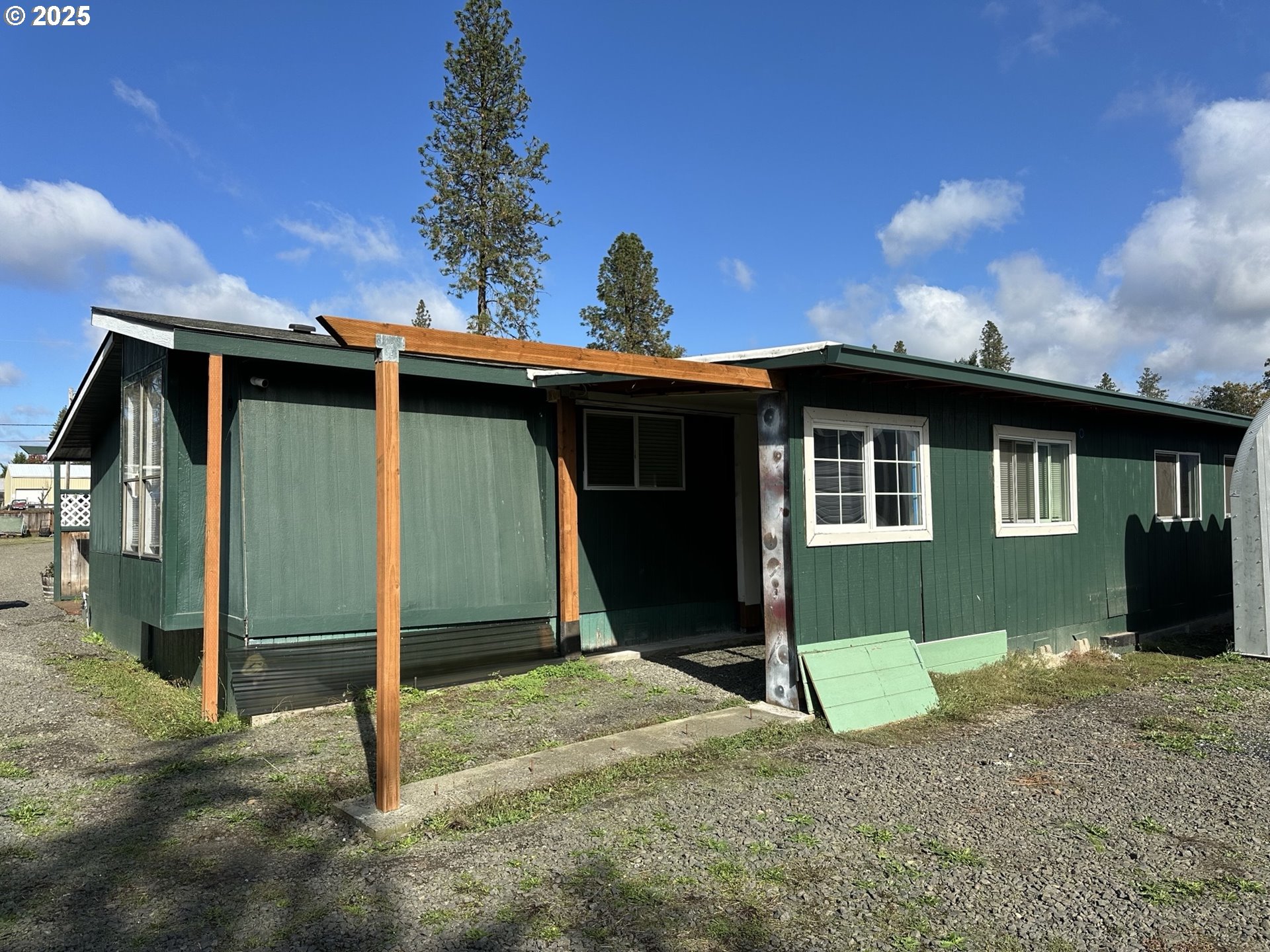 25656 Wildwood Road Veneta, OR 97487 - Photo 2 of 24