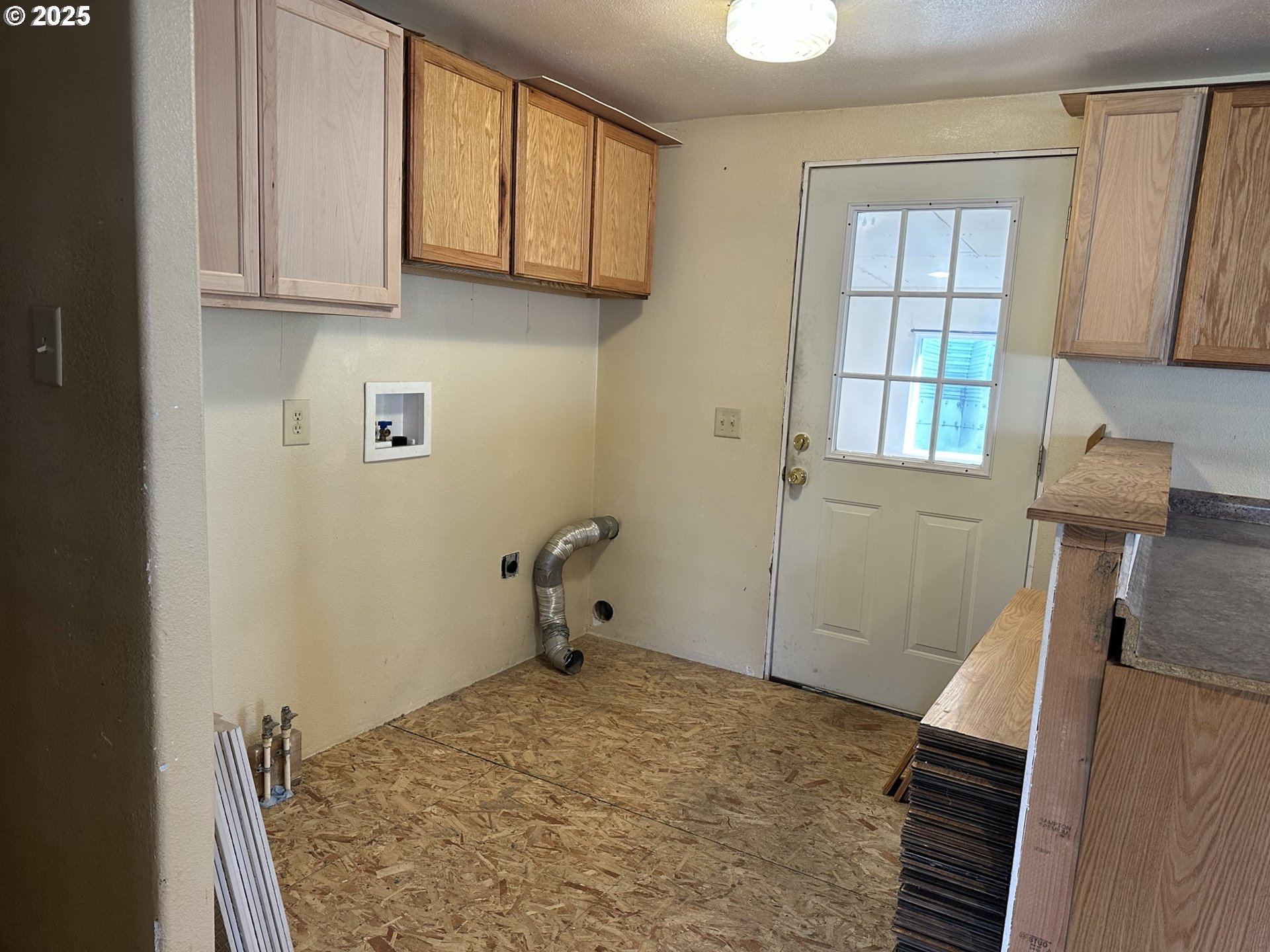 25656 Wildwood Road Veneta, OR 97487 - Photo 9 of 24