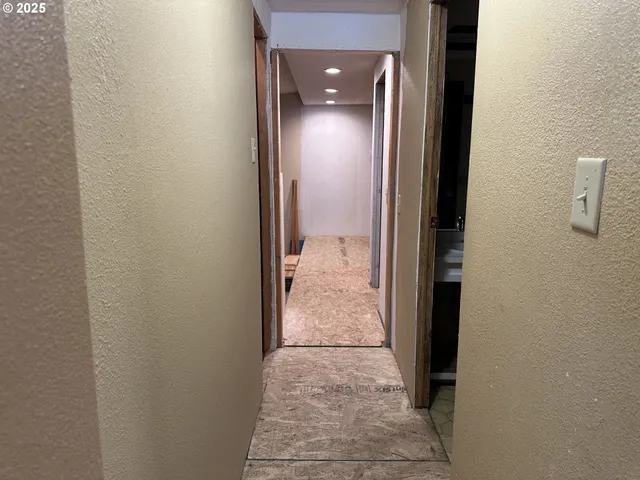 $299,000 | 25656 Wildwood Road, Veneta, OR 97487