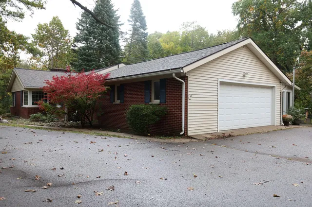 $390,000 | 921 West Kilgore Road, Portage, MI 49024