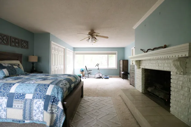 $390,000 | 921 West Kilgore Road, Portage, MI 49024