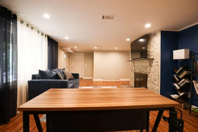 $390,000 | 921 West Kilgore Road, Portage, MI 49024