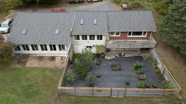 $390,000 | 921 West Kilgore Road, Portage, MI 49024