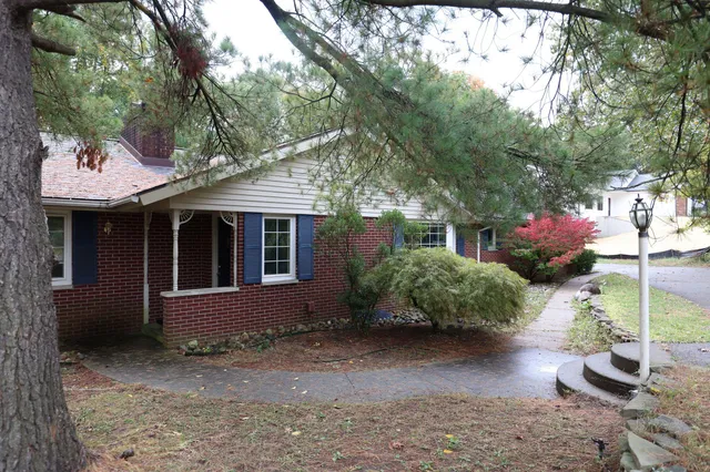 $390,000 | 921 West Kilgore Road, Portage, MI 49024