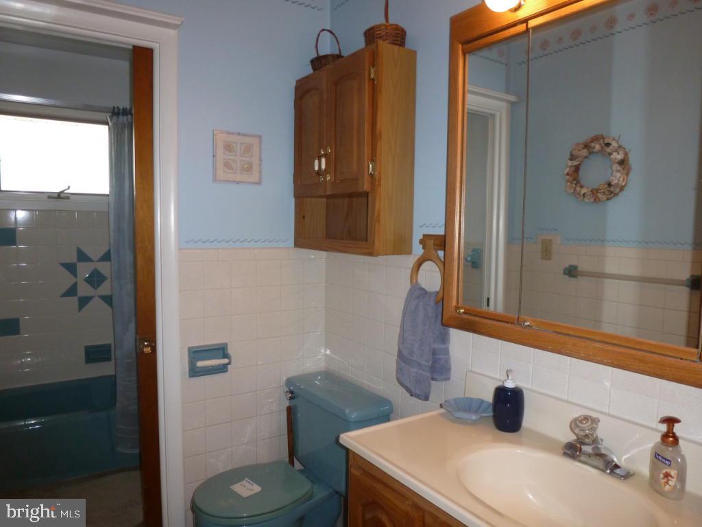 221 Rapho Street Manheim, PA 17545 - Photo 11 of 21 Gallery Image 11
