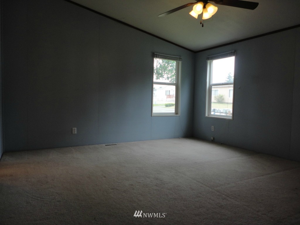 510 Duterrow Road Southeast, Unit 21 Olympia, WA 98513 - Photo 6 of 11 Gallery Image 6
