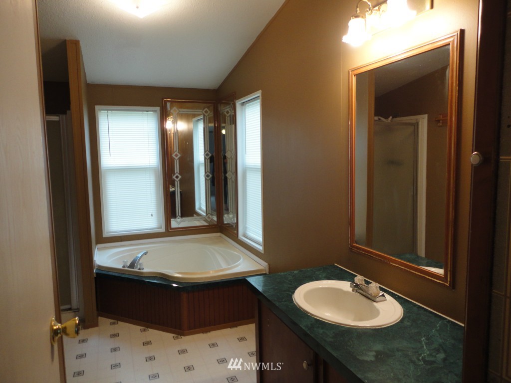 510 Duterrow Road Southeast, Unit 21 Olympia, WA 98513 - Photo 8 of 11 Gallery Image 8