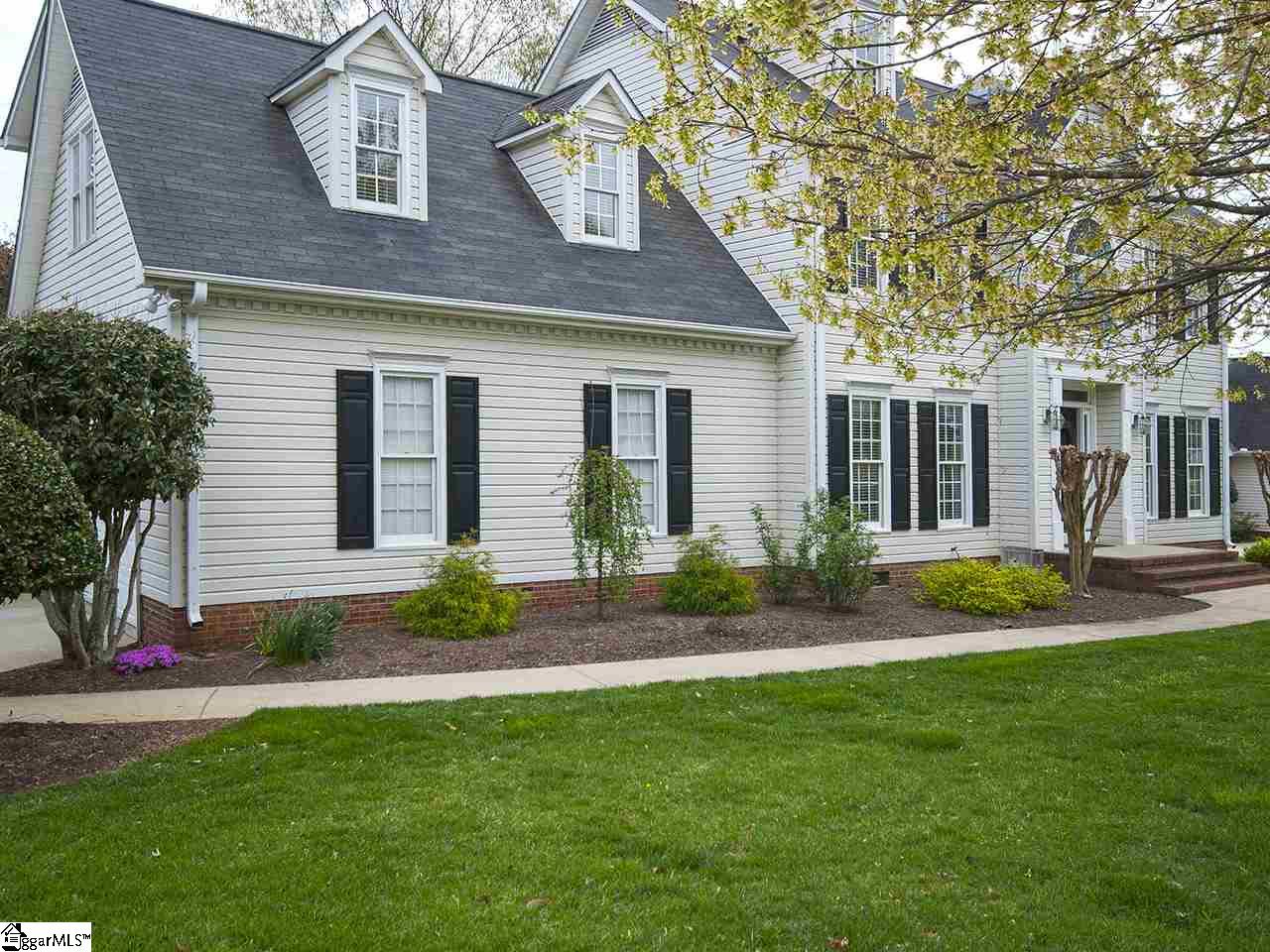 210 Roberts Farm Road Simpsonville, SC 29681 - Photo 2 of 33 Gallery Image 2