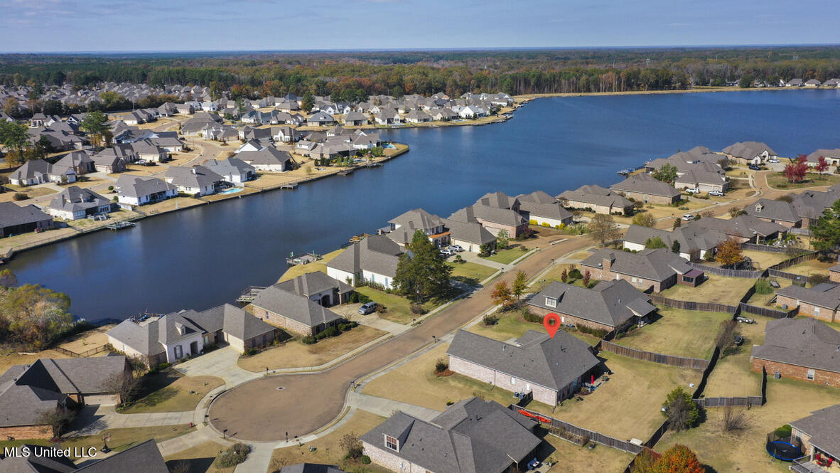 141 Camden Shores Madison, MS 39110 - Photo 29 of 33 5FAF6AE2-A924-45A4-9B11-ED1F6361D5D0_1_1