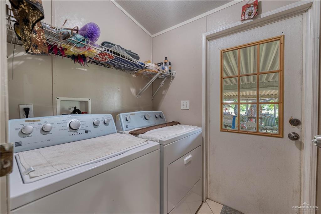 220 Delmita Road Delmita, TX 78536 - Photo 27 of 33 a utility room with dryer and washer