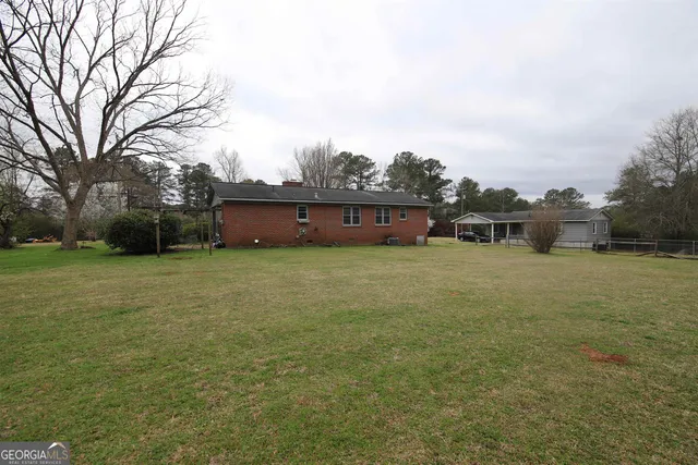 $1,550 | 121 Alton Drive, LaGrange, GA 30241