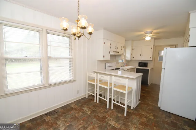 $1,550 | 121 Alton Drive, LaGrange, GA 30241