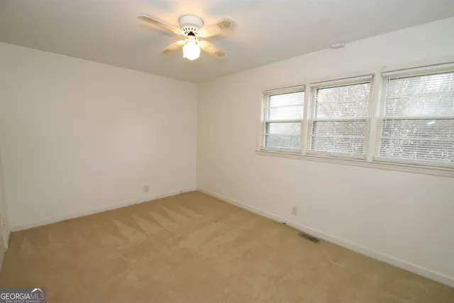 $1,550 | 121 Alton Drive, LaGrange, GA 30241