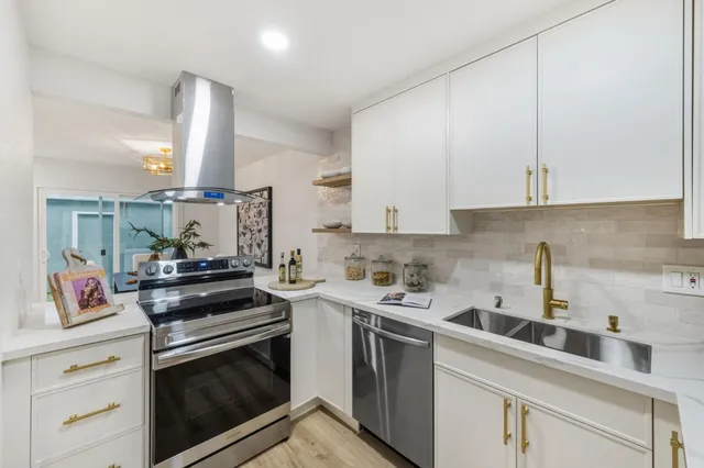 $798,000 | 2044 Voss Park Lane, San Jose, CA 95131