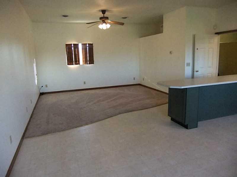 9736 Old Columbus Road South Vienna, OH 45369 - Photo 4 of 21