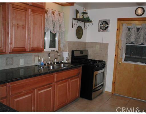 661 Mormon Springs Road Crestline, CA 92325 - Photo 7 of 11