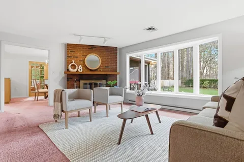 $775,000 | 15 Old Marlboro Road, Maynard, MA 01754