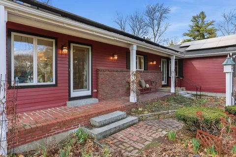 $775,000 | 15 Old Marlboro Road, Maynard, MA 01754