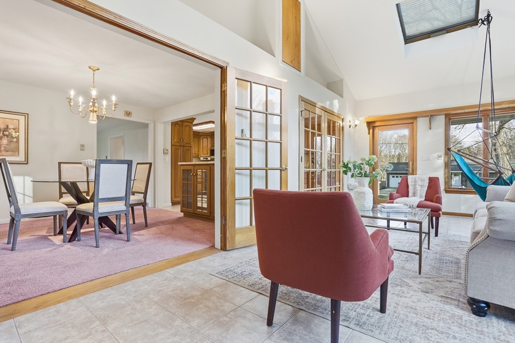 15 Old Marlboro Road Maynard, MA 01754 - Photo 5 of 36