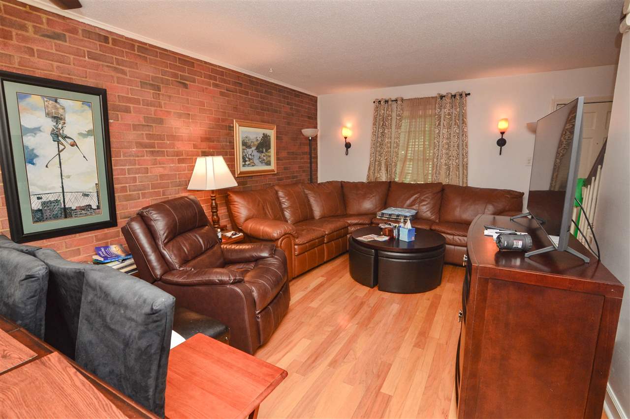 5686 Quince Road, Unit 5 Memphis, TN 38119 - Photo 7 of 16 Gallery Image 7