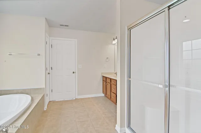 $2,350 | 817 Willbrook Circle, Sneads Ferry, NC 28460