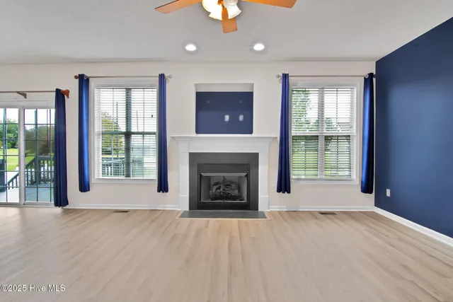 $2,350 | 817 Willbrook Circle, Sneads Ferry, NC 28460