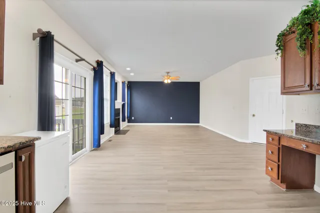 $2,350 | 817 Willbrook Circle, Sneads Ferry, NC 28460